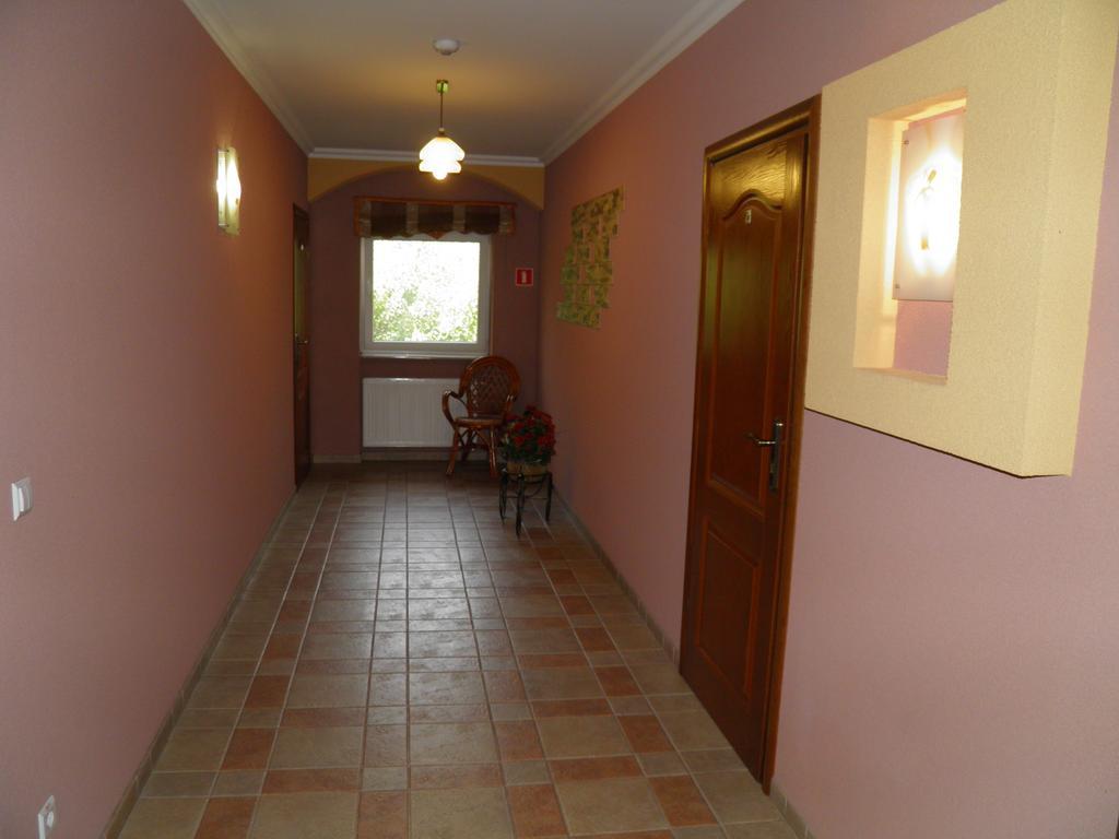 Magnat Hotel Muncaci Exterior foto